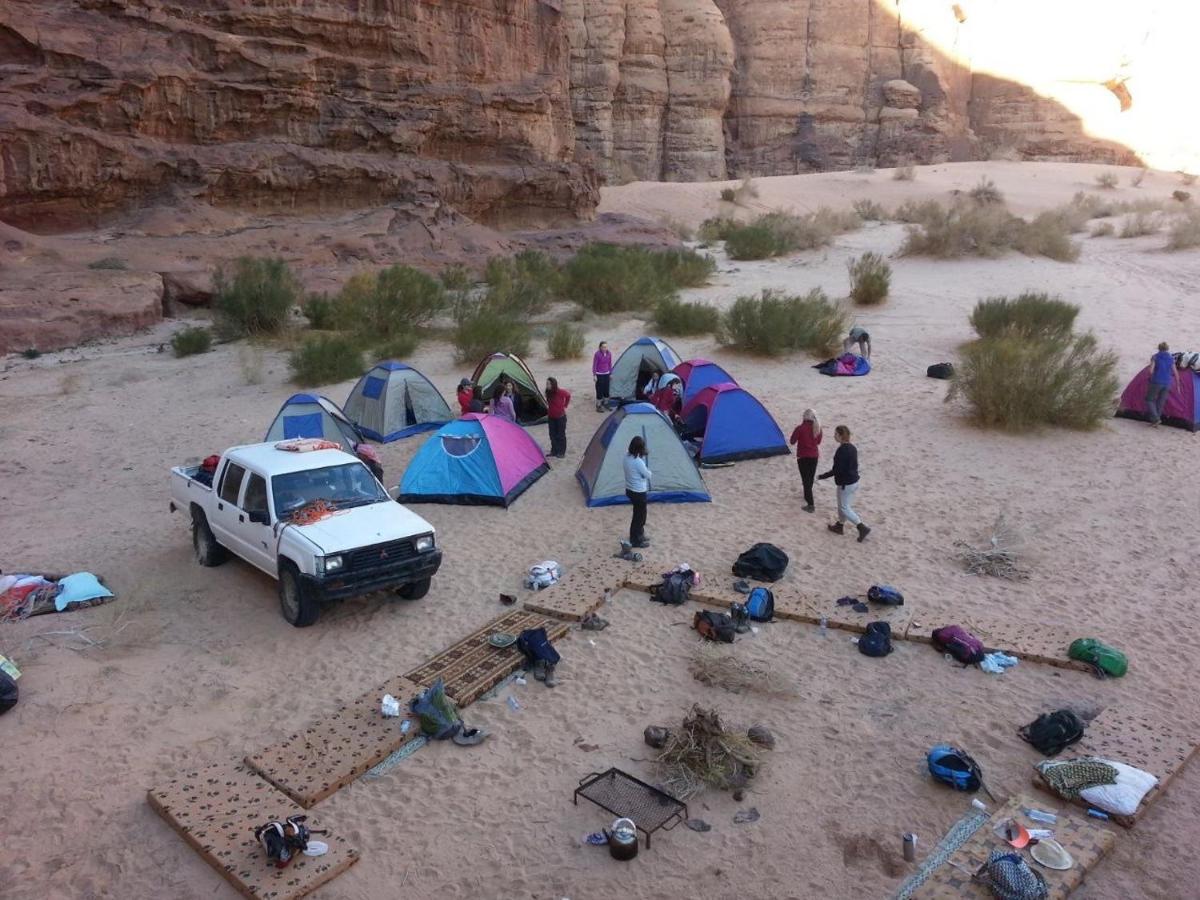 Zawaideh Desert Camp Hotell Wadi Rum Exteriör bild