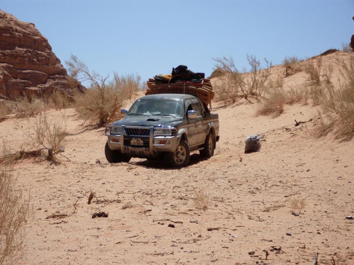 Zawaideh Desert Camp Hotell Wadi Rum Exteriör bild