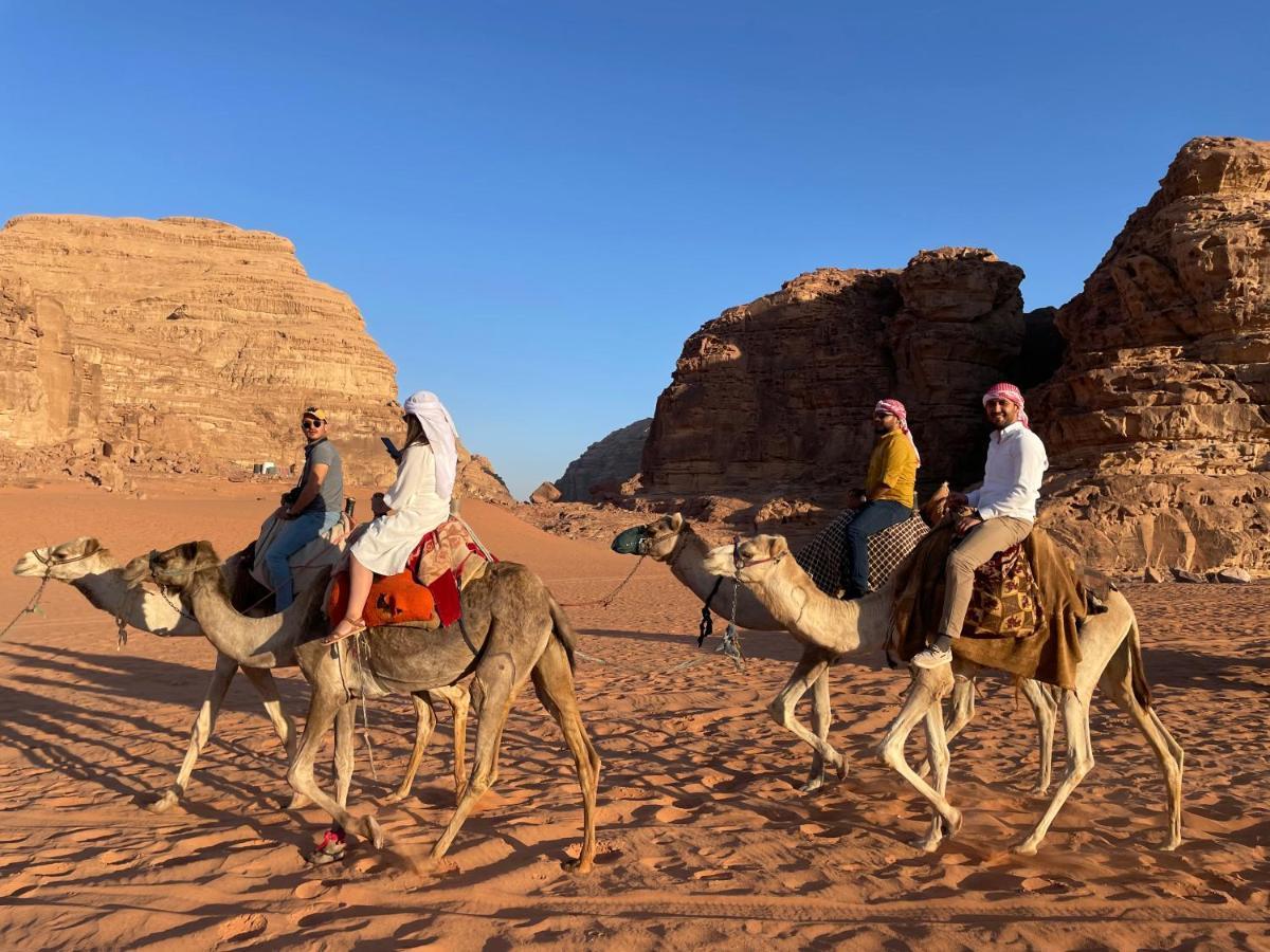 Zawaideh Desert Camp Hotell Wadi Rum Exteriör bild