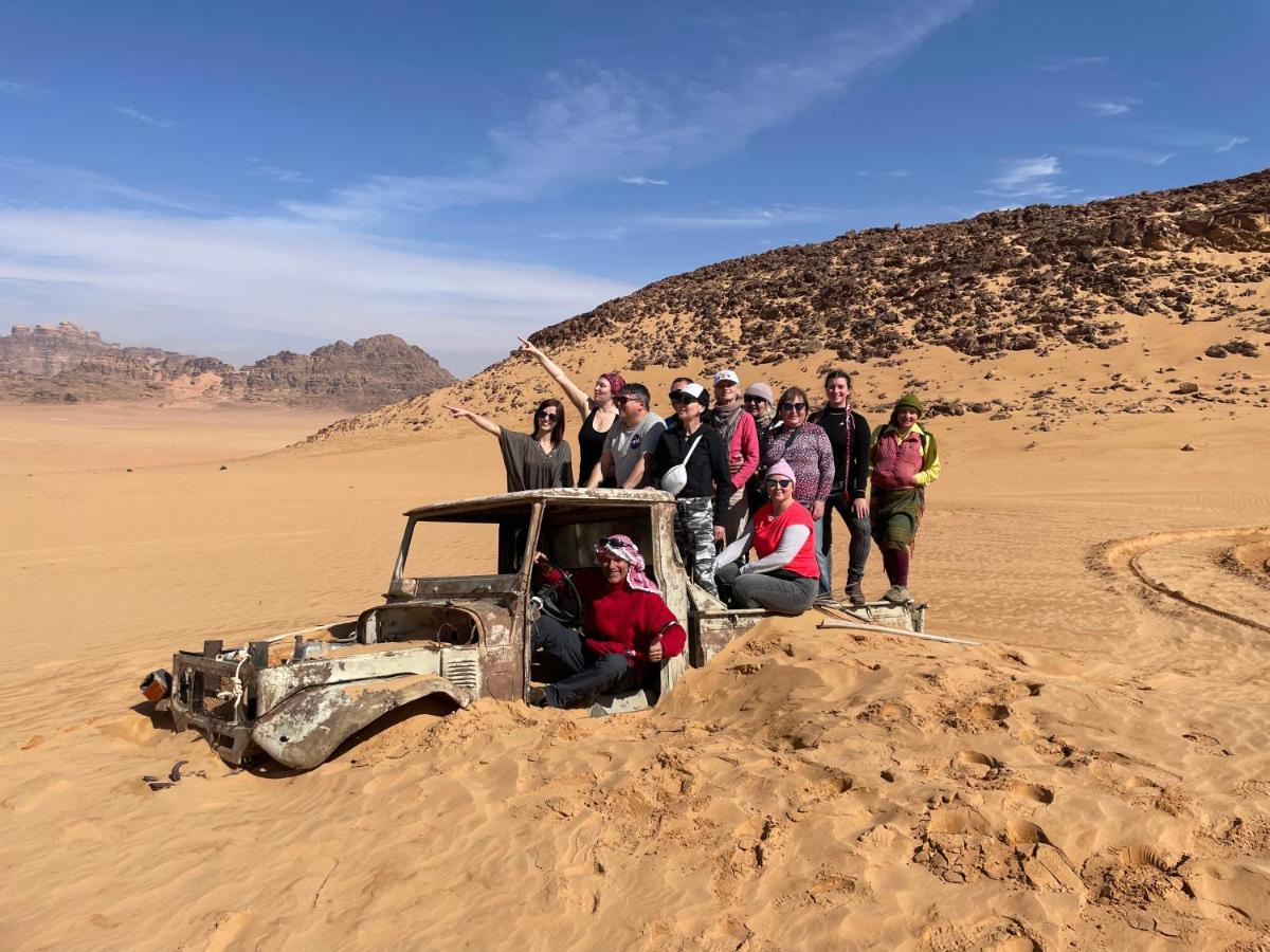 Zawaideh Desert Camp Hotell Wadi Rum Exteriör bild