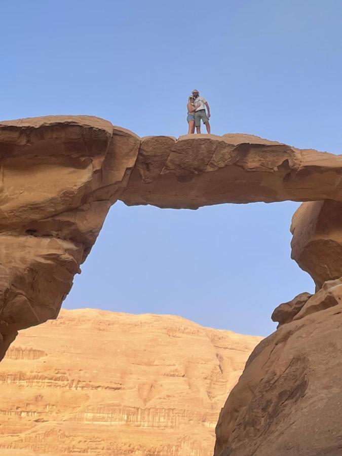 Zawaideh Desert Camp Hotell Wadi Rum Exteriör bild