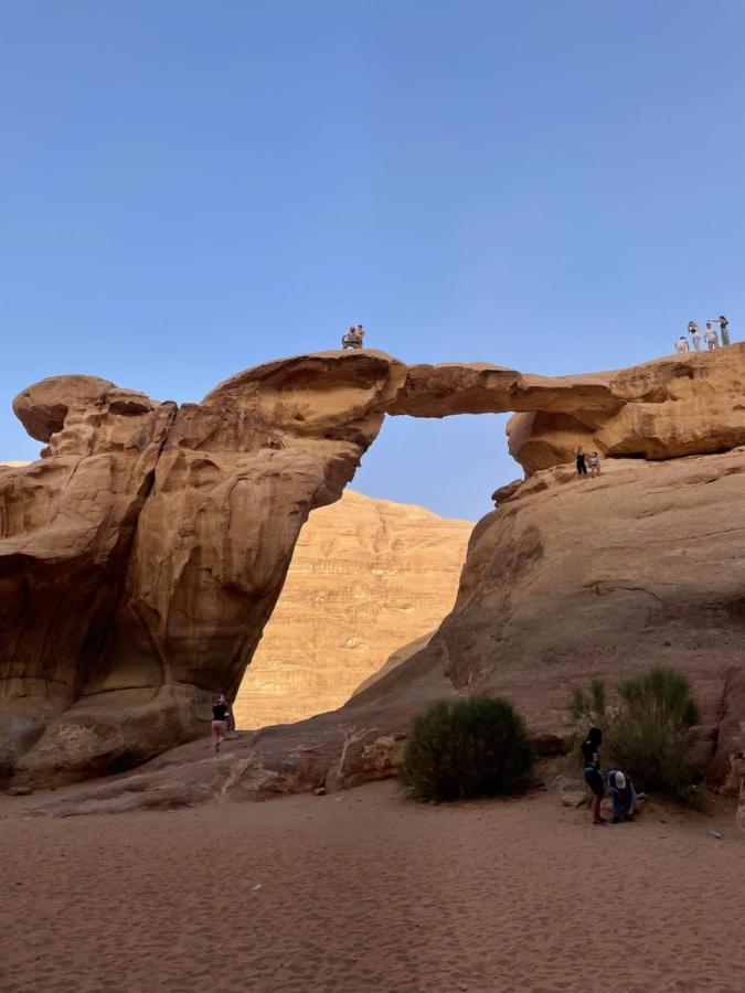 Zawaideh Desert Camp Hotell Wadi Rum Exteriör bild