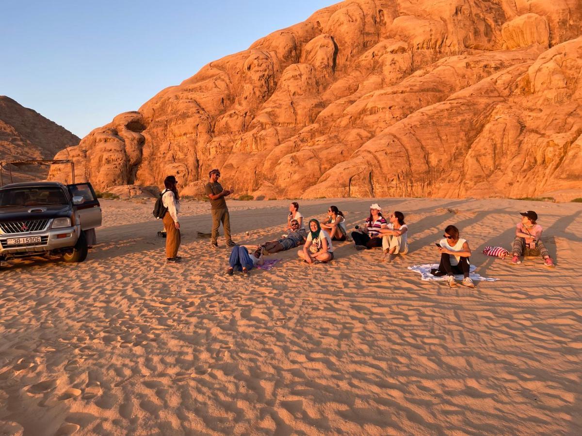 Zawaideh Desert Camp Hotell Wadi Rum Exteriör bild