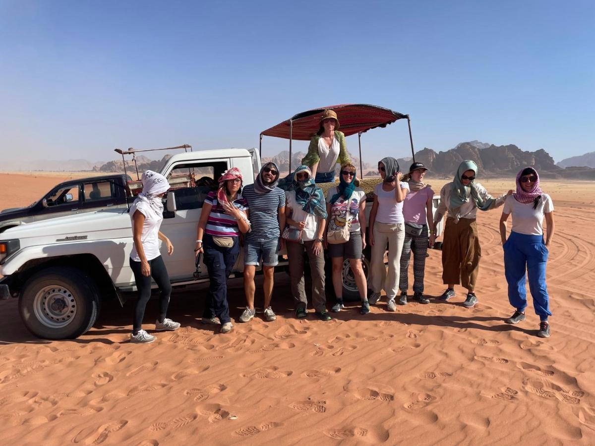 Zawaideh Desert Camp Hotell Wadi Rum Exteriör bild