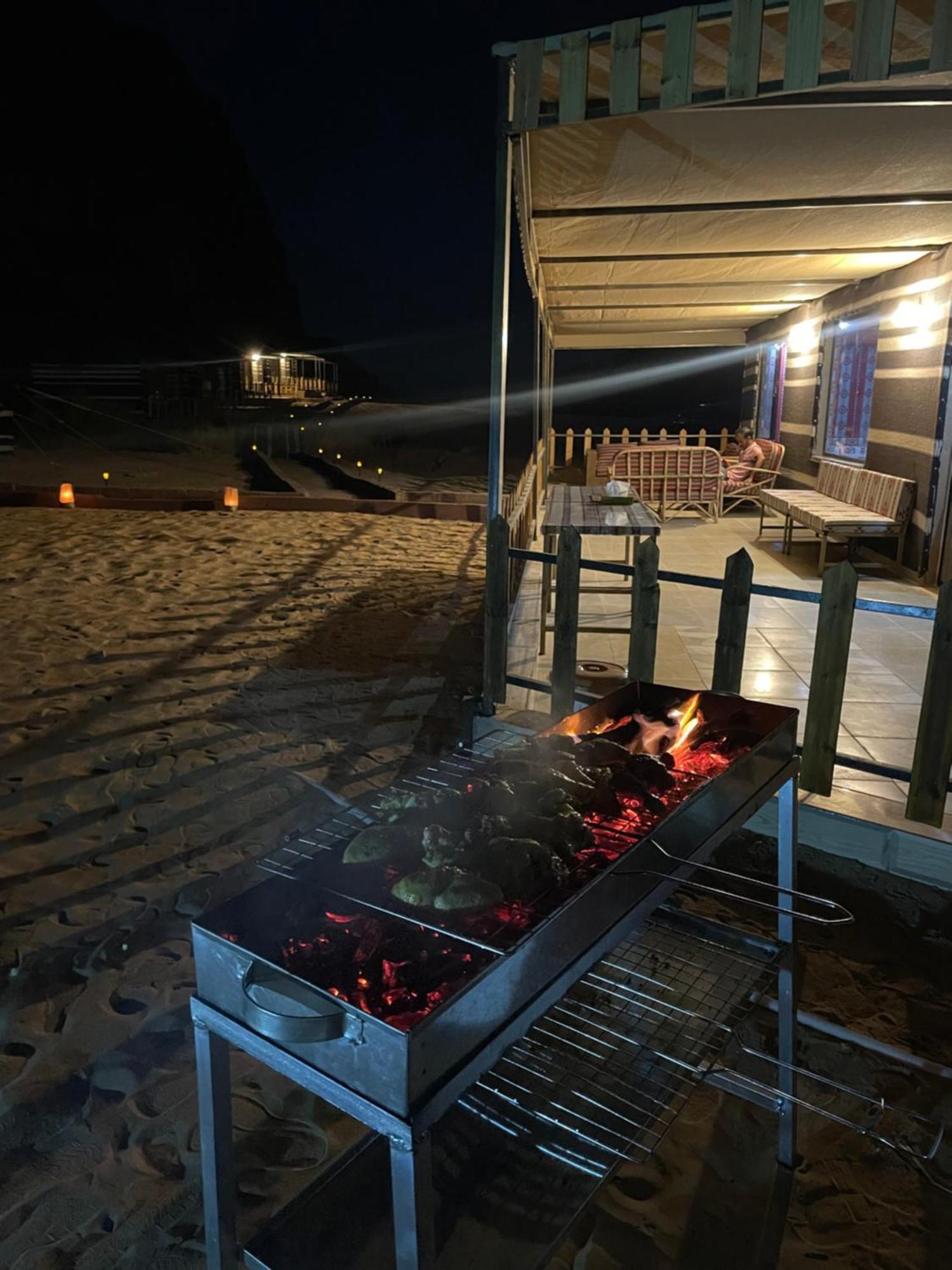 Zawaideh Desert Camp Hotell Wadi Rum Exteriör bild